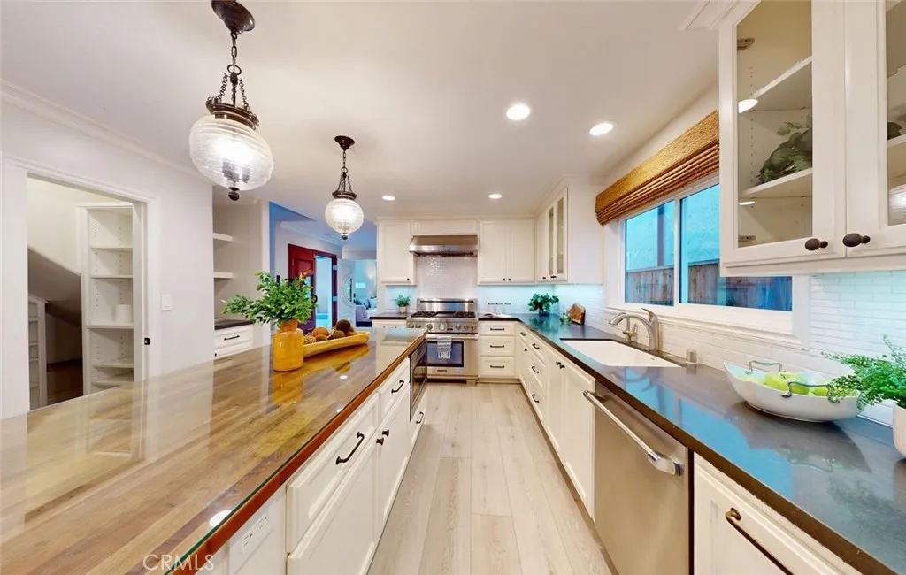 Additional image 22 of 322 12 th St, Huntington Beach, CA 92648