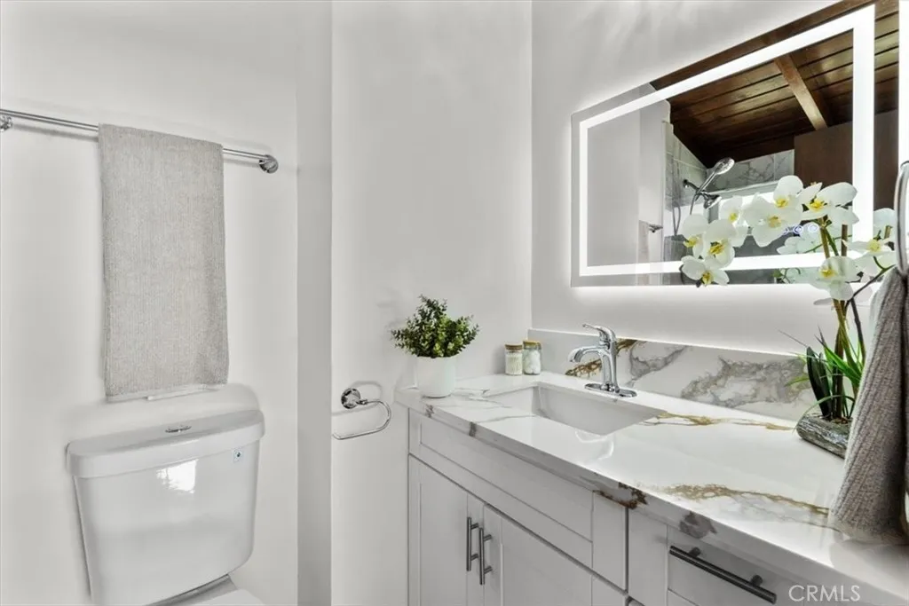 Additional image 15 of 8008 Aura, Reseda, CA 91335