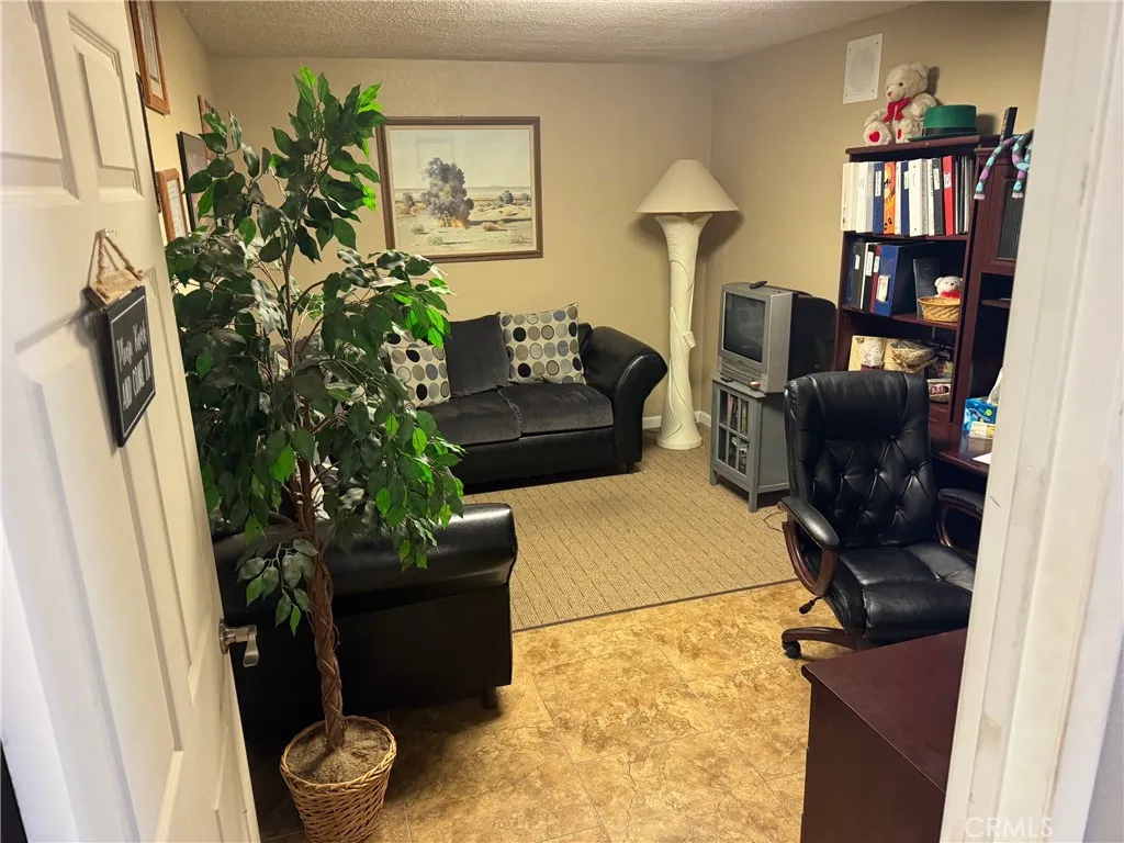 Additional image 4 of 9179 G, Hesperia, CA 92345