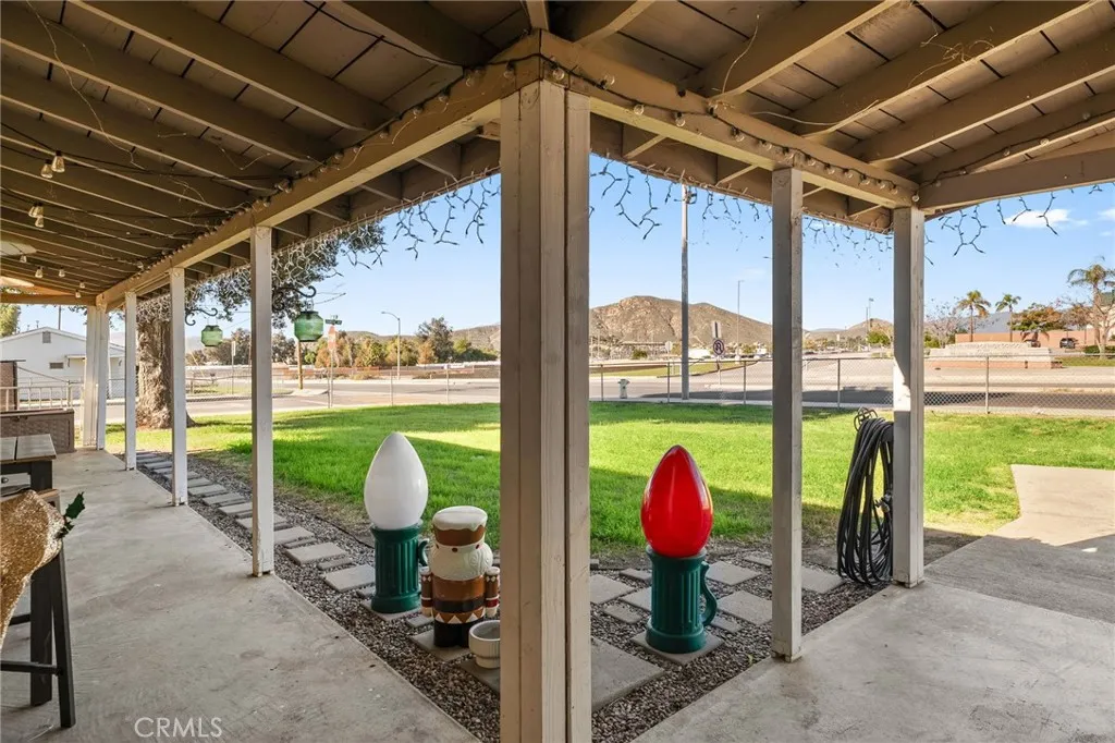 Additional image 7 of 826 W Main St, Riverside, CA 92507