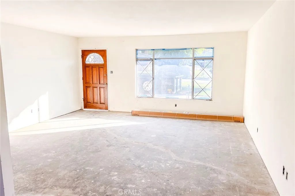 Additional image 7 of 22481 Los Rogues Dr, Saugus, CA 91350