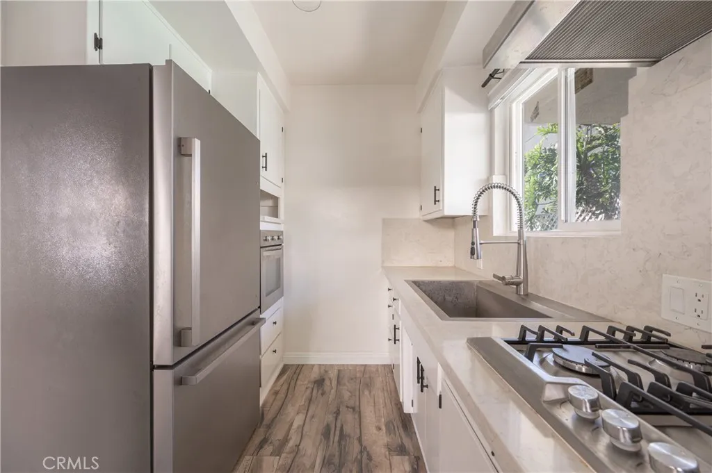 Additional image 30 of 4579 Ambrose Avenue Unit 4, Los Angeles, CA 90027