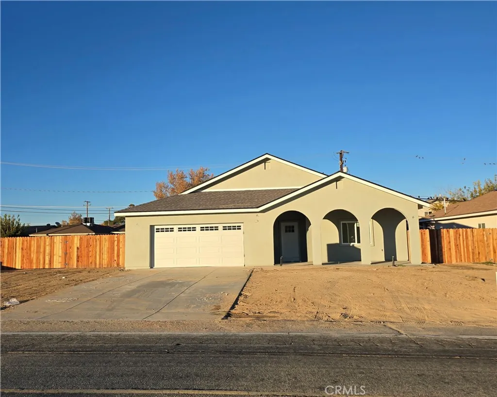 Additional image 2 of 10401 N Loop Boulevard, California City, CA 93505