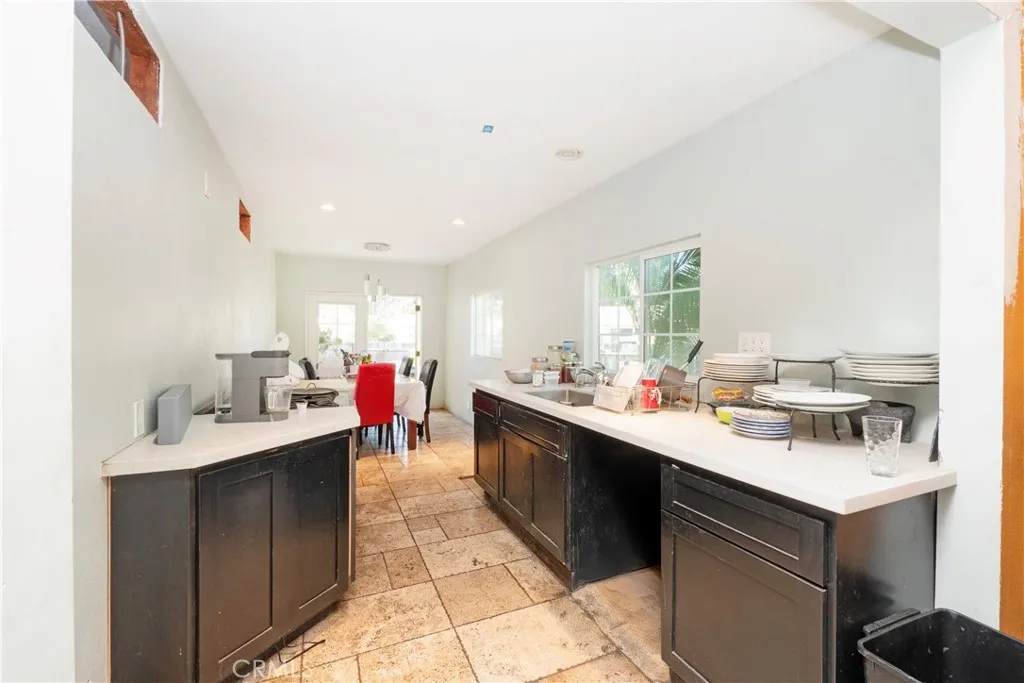 Additional image 43 of 2422 N Forest Ave, Santa Ana, CA 92706