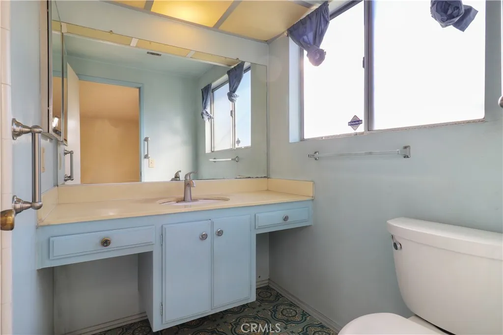 Additional image 37 of 20119 Galway Ave, Carson, CA 90746