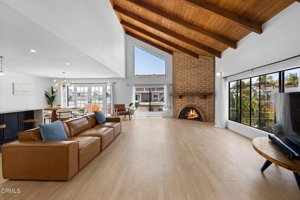 Additional image 50 of 3960 W Hemlock Street, Oxnard, CA 93035