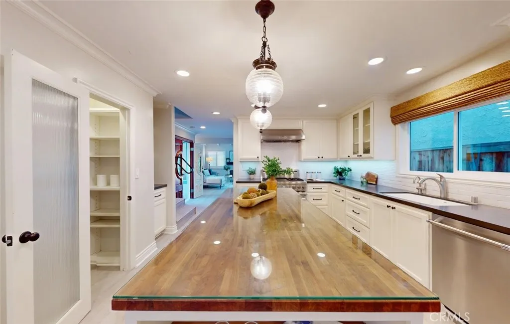 Additional image 23 of 322 12 th St, Huntington Beach, CA 92648