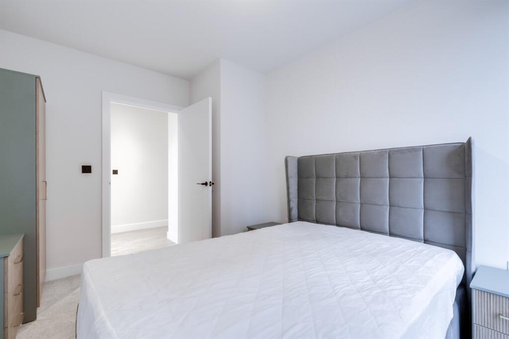 Additional image 6 of Ashted Wharf, Glasswater Locks, B4