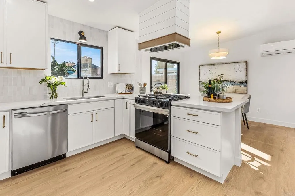 Additional image 12 of 4725 Conrad Ave, San Diego, CA 92117