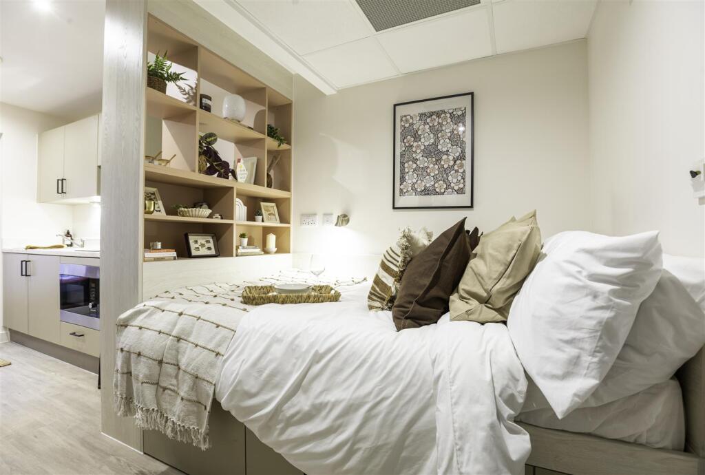 Additional image 15 of Birmingham | Professional & Key Workers | B4