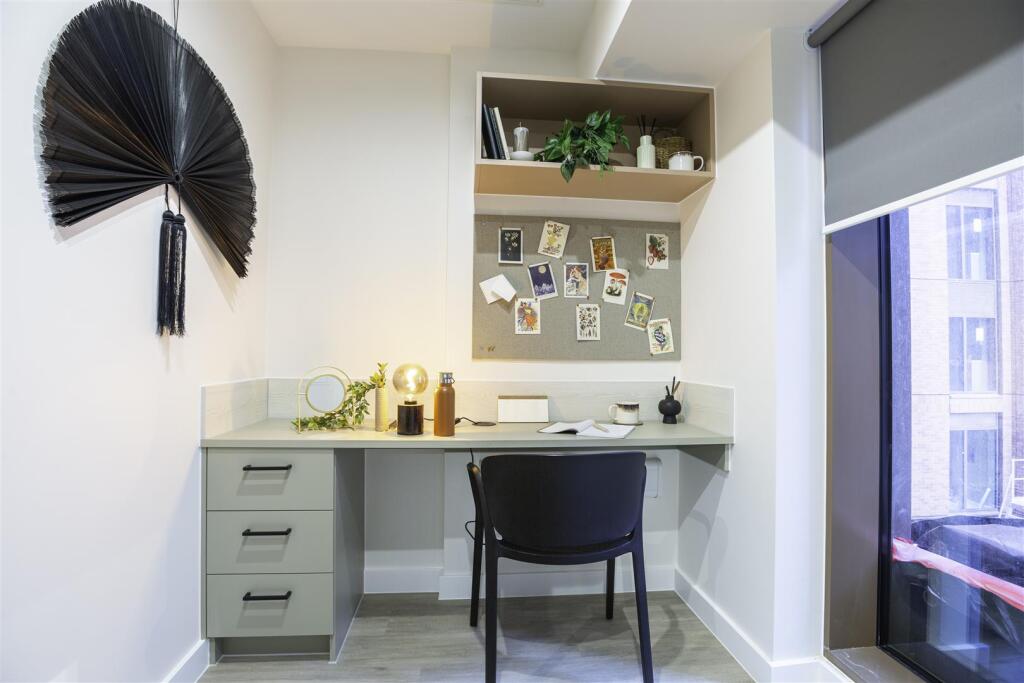 Additional image 2 of Birmingham | Professional & Key Workers | B4