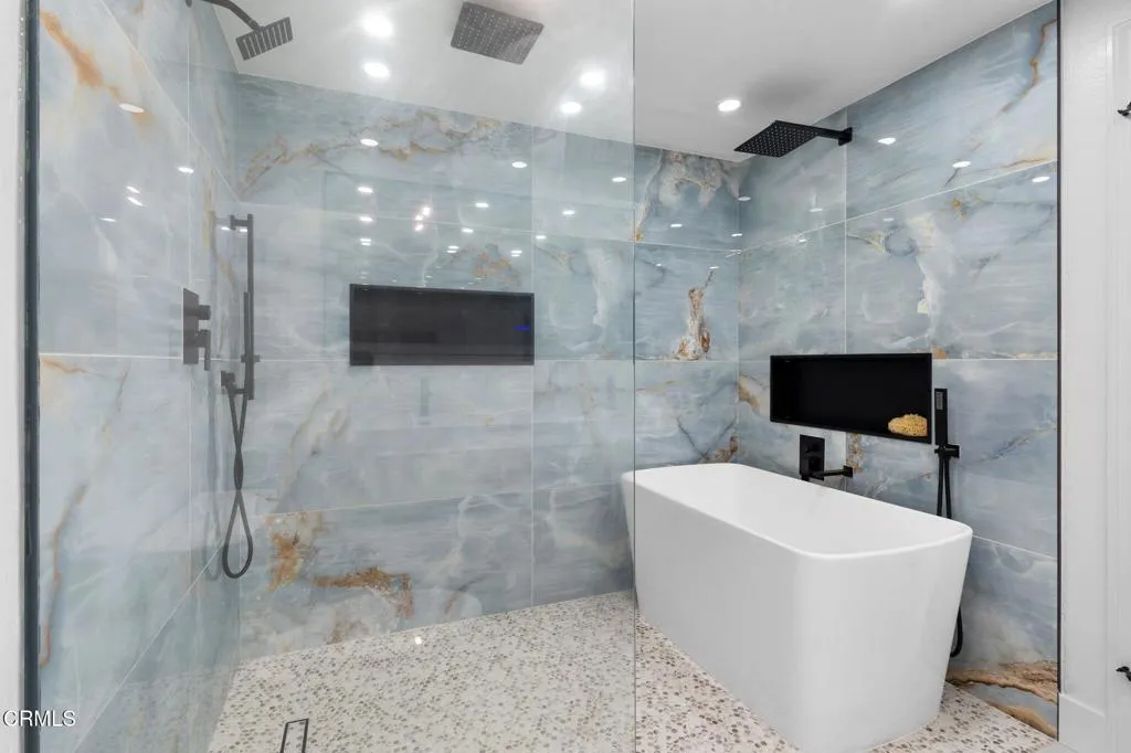 Additional image 64 of 3960 W Hemlock Street, Oxnard, CA 93035