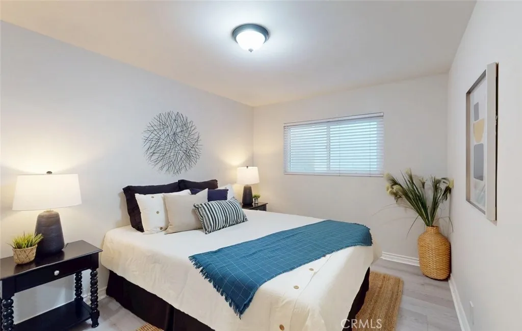 Additional image 97 of 322 12 th St, Huntington Beach, CA 92648