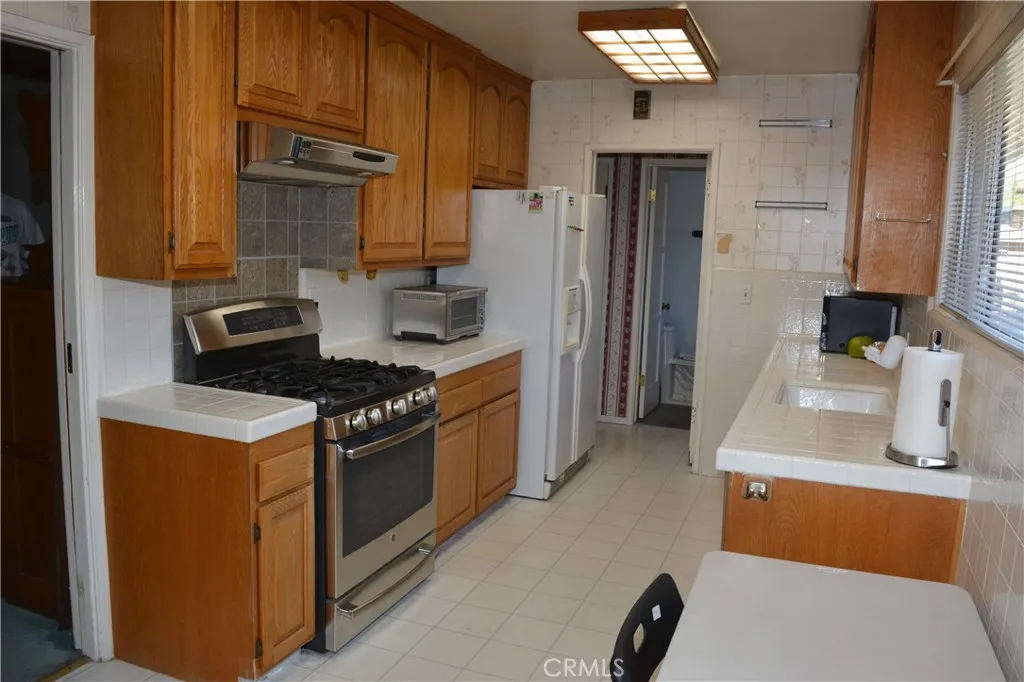 Additional image 84 of 6448 E Los Arcos, Long Beach, CA 90815