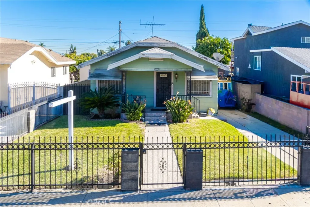 Additional image 77 of 5934 Madden, Los Angeles, CA 90043