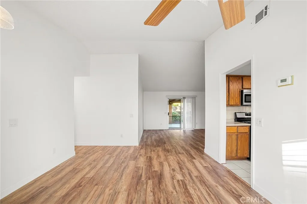 Additional image 10 of 1549 Agate St, Colton, CA 92324