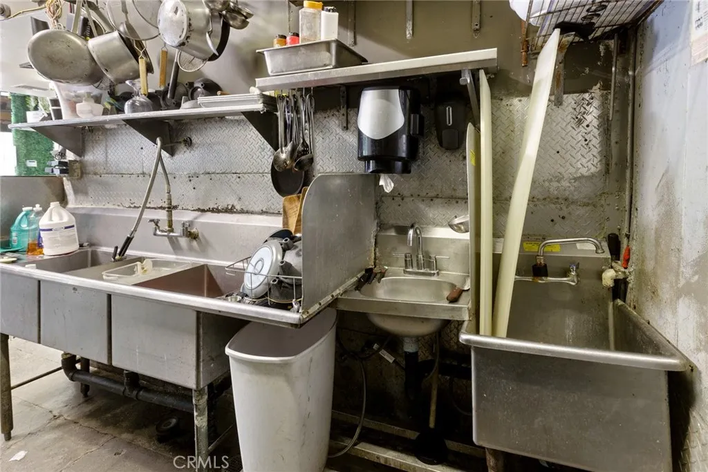 Additional image 52 of 21620 Roscoe Unit 21602-21604 Unit 21602-2160, Canoga Park, CA 91304