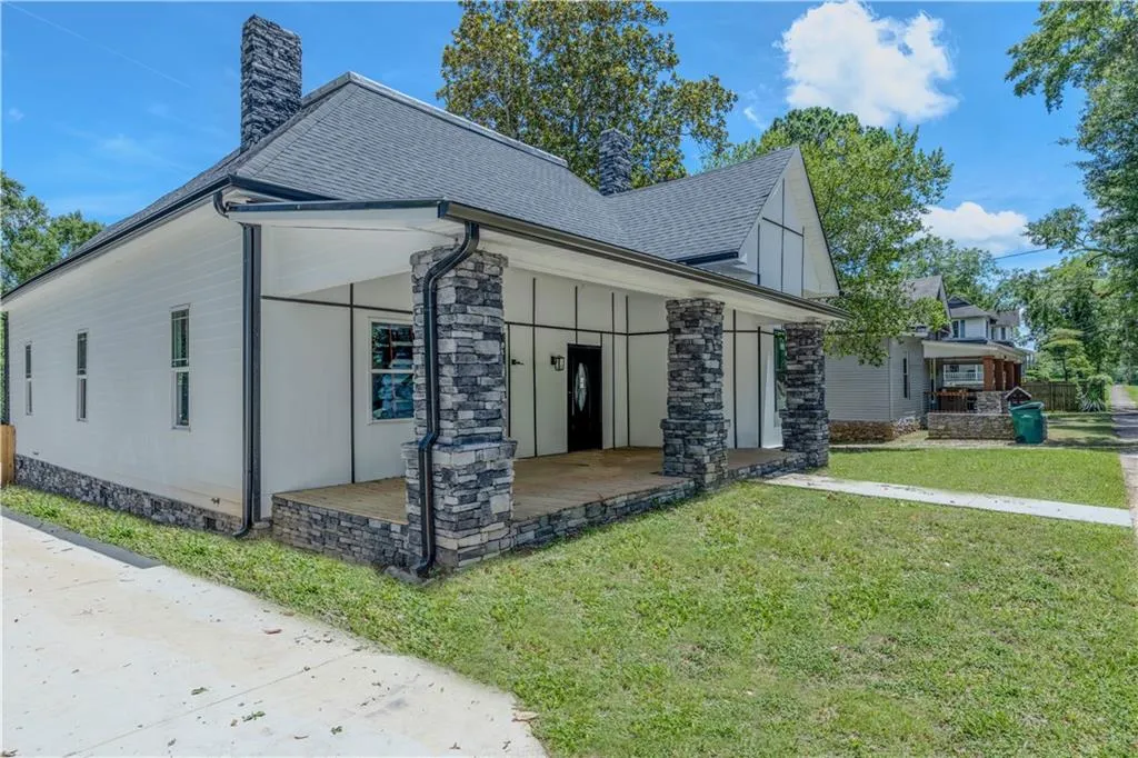 Additional image 15 of 302 1st Street SE, Lafayette, AL 36862