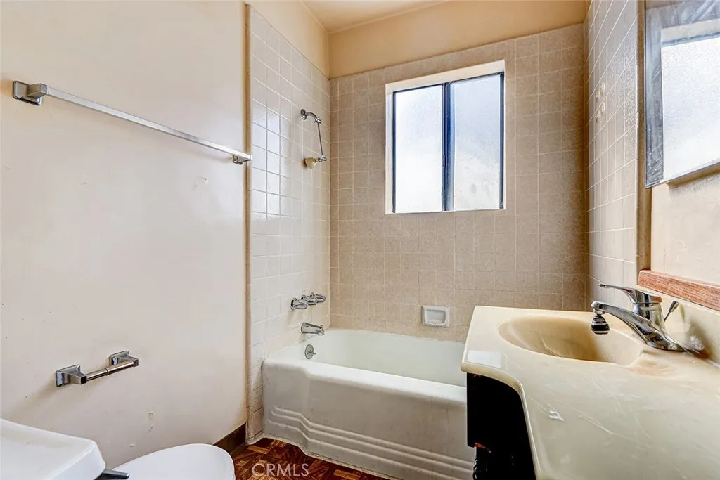 Additional image 42 of 340 Avenue F, Redondo Beach, CA 90277