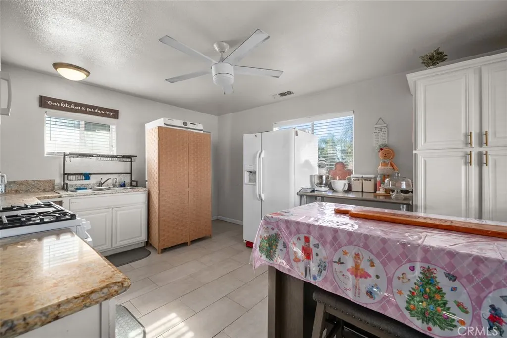 Additional image 66 of 826 W Main St, Riverside, CA 92507