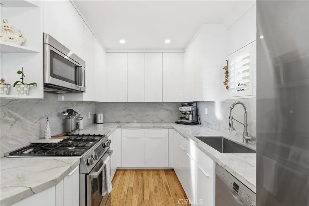 Additional image 43 of 760 Luton Dr, Glendale, CA 91206