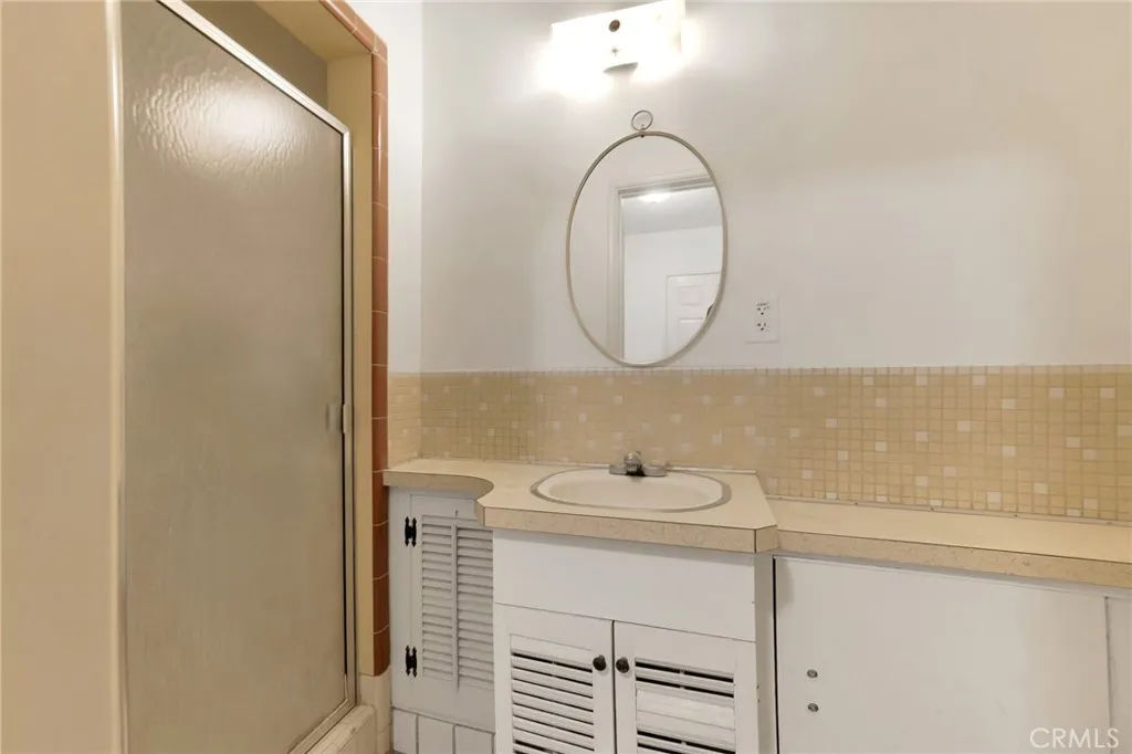 Additional image 29 of 20555 Dumont Street, Woodland Hills, CA 91364