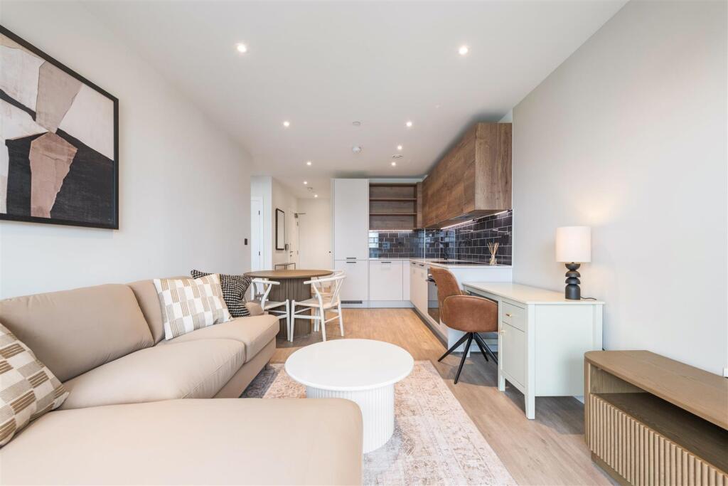 Additional image 12 of Glasswater Locks, Belmont Row, Birmingham, B4