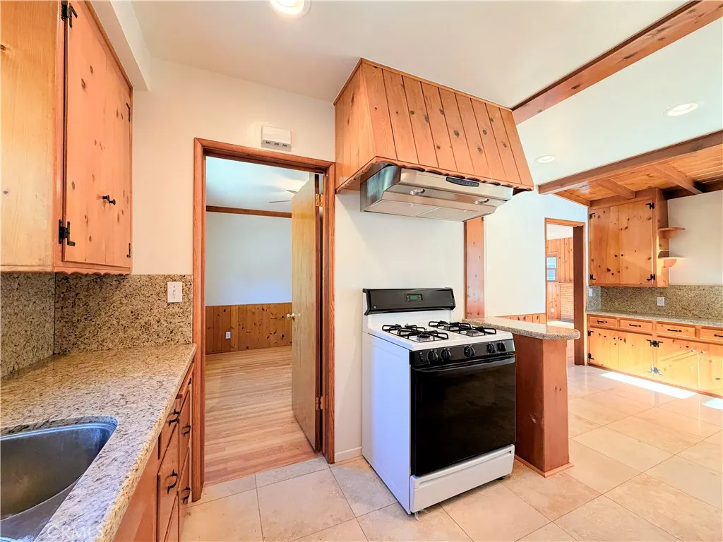 Additional image 49 of 22137 Ybarra, Woodland Hills, CA 91364