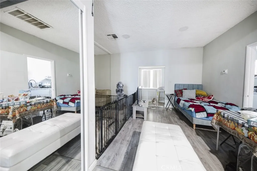 Additional image 39 of 2006 E Foothill Boulevard, Pasadena, CA 91107