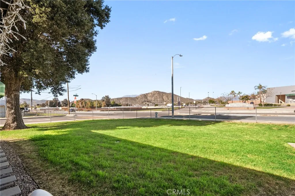 Additional image 8 of 826 W Main St, Riverside, CA 92507