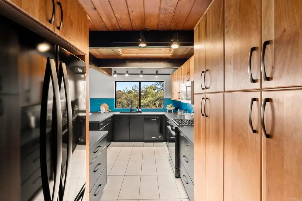 Additional image 25 of 1004 W Walnut Ave., San Diego, CA 92103