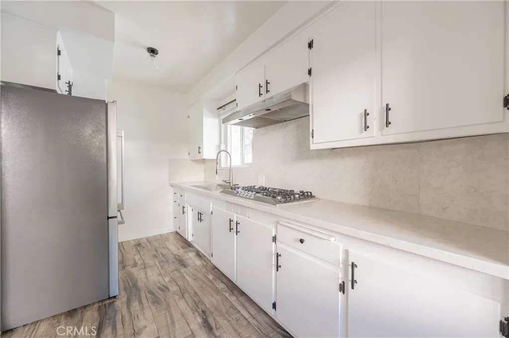 Additional image 8 of 4579 Ambrose Avenue Unit 4, Los Angeles, CA 90027