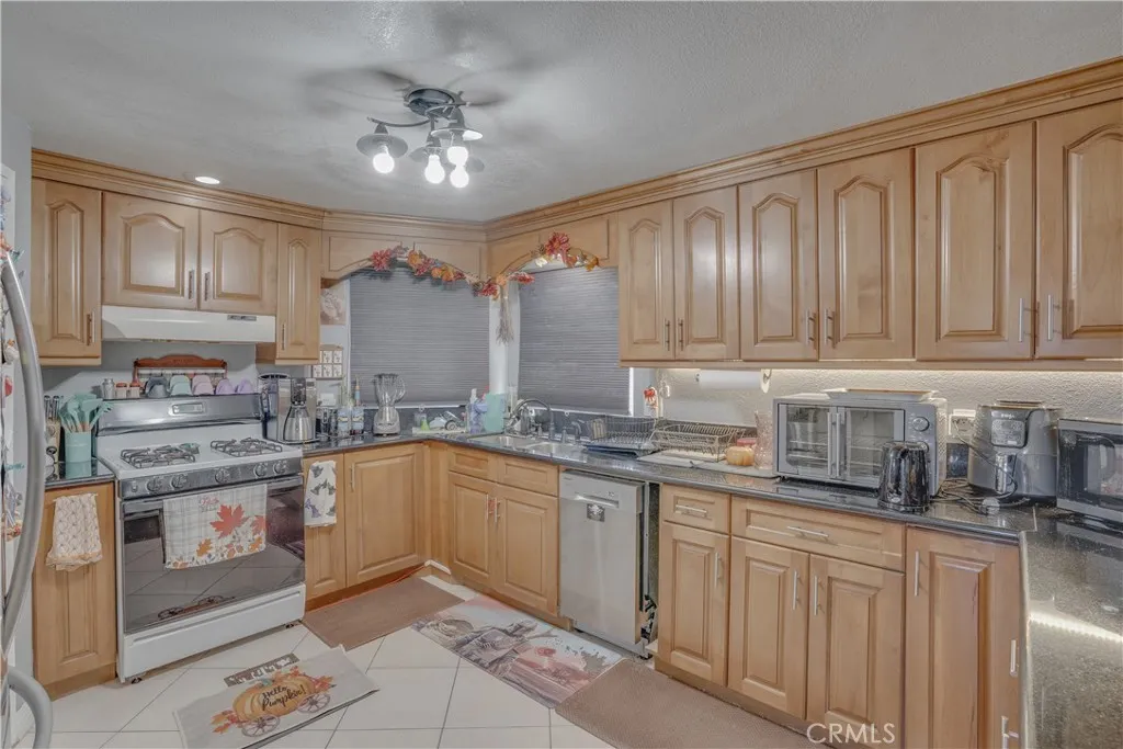 Additional image 49 of 700 E Washington Street Unit 243, Colton, CA 92324