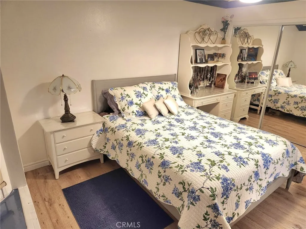 Additional image 5 of 19755 Steinway Street, Canyon Country, CA 91351