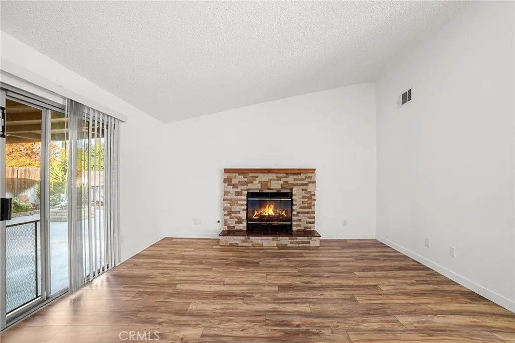 Additional image 7 of 1549 Agate St, Colton, CA 92324