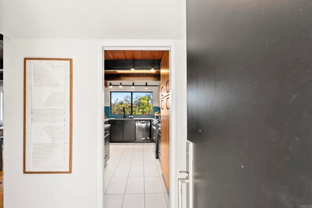 Additional image 7 of 1004 W Walnut Ave., San Diego, CA 92103