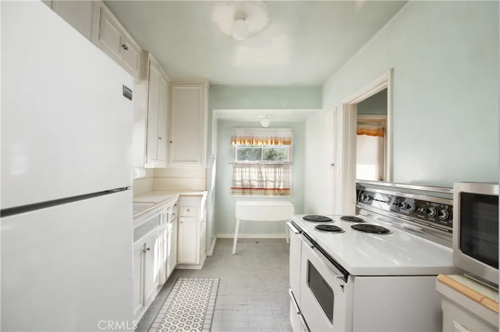 Additional image 8 of 1618 W 9th St, Santa Ana, CA 92703