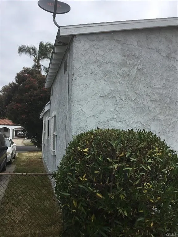 Additional image 19 of 2010 W 85th St, Los Angeles, CA 90047