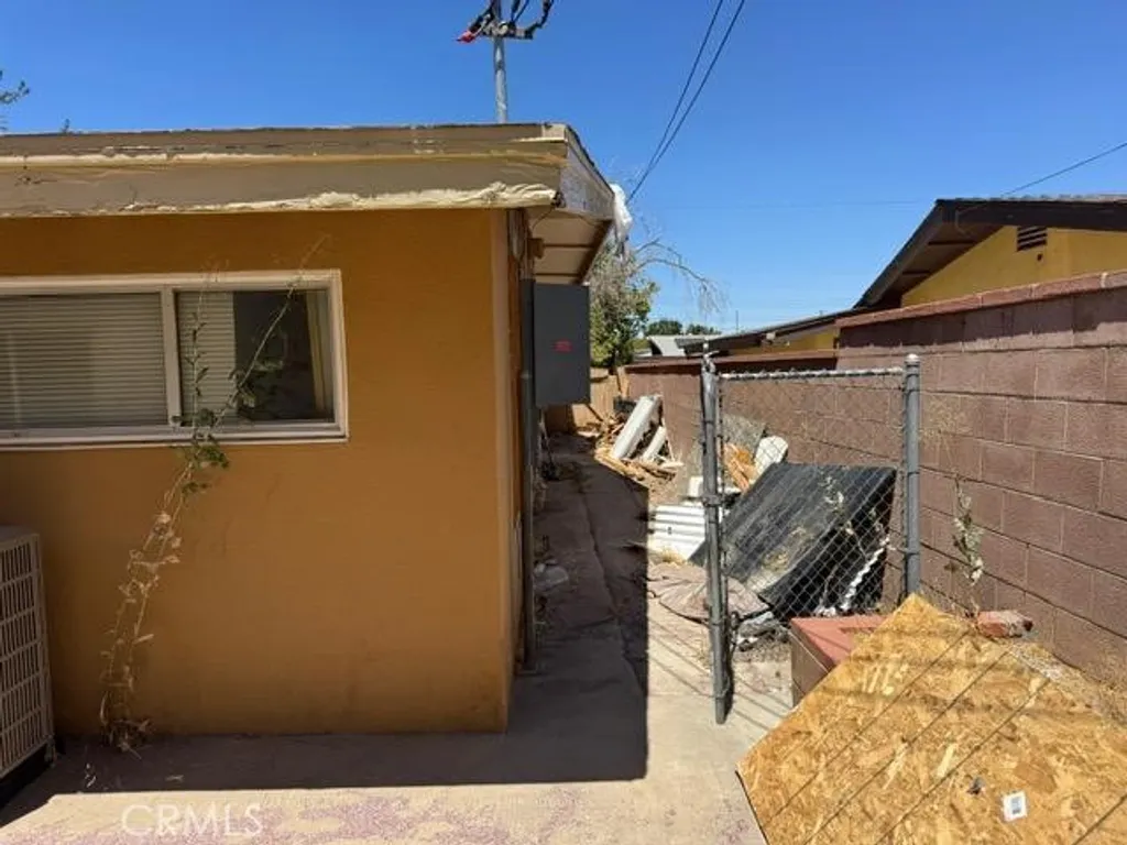 Additional image 15 of 1118 E Avenue J3, Lancaster, CA 93535