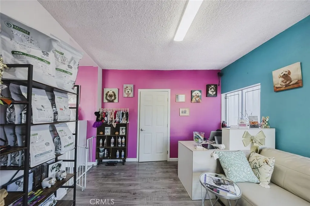 Additional image 16 of 2006 E Foothill Boulevard, Pasadena, CA 91107