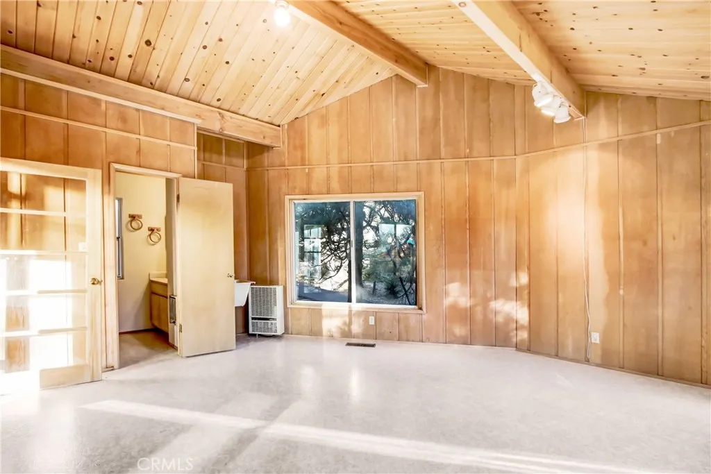 Additional image 22 of 1063 Fawnskin Dr, Fawnskin, CA 92333