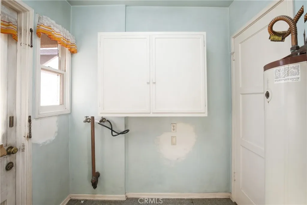 Additional image 11 of 1618 W 9th St, Santa Ana, CA 92703