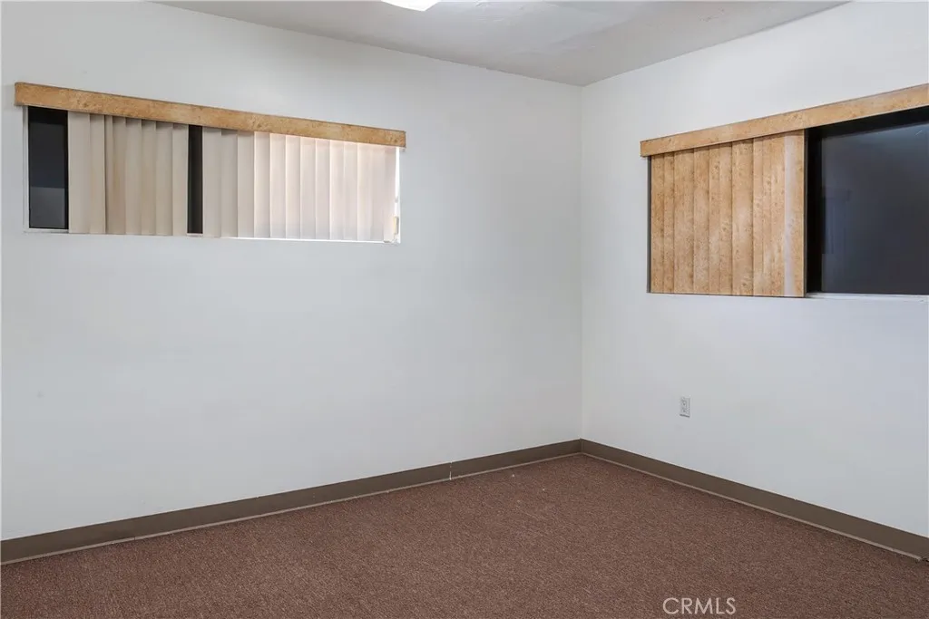 Additional image 18 of 500 E Mountain View Street, Barstow, CA 92311