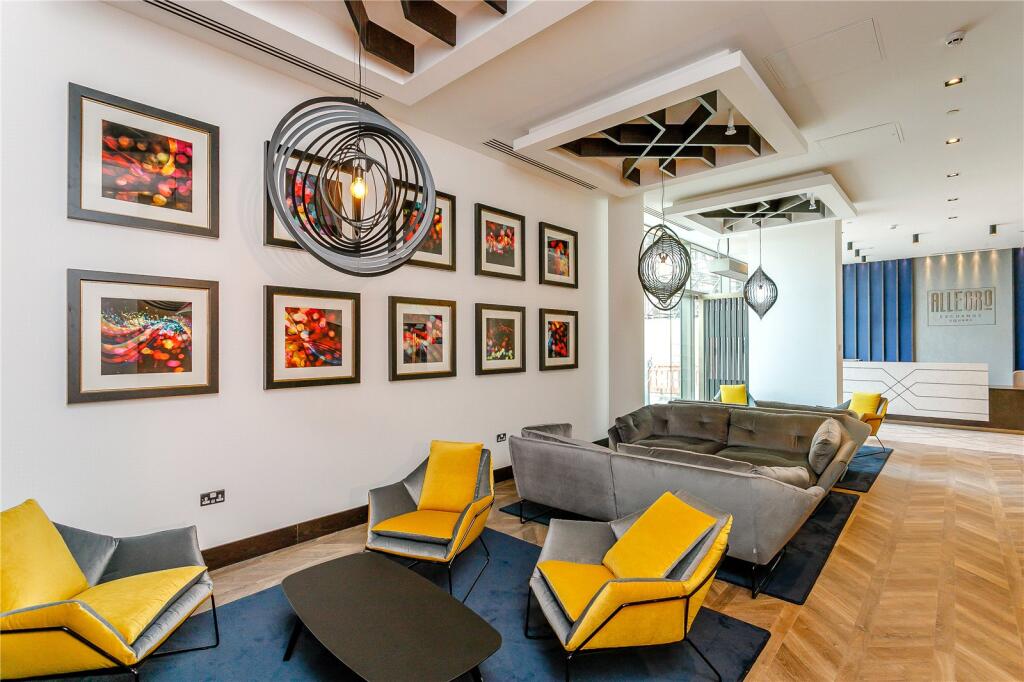 房产图片 7 - 伯明翰，西米德兰兹，B4，The Priory Queensway，Exchange Square