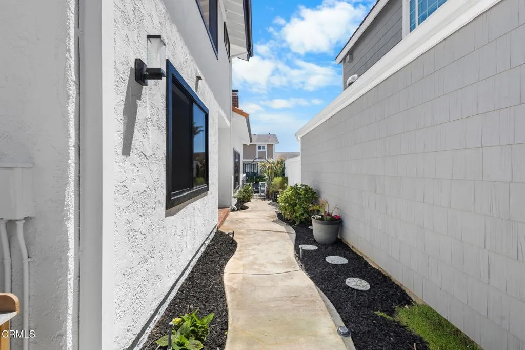 Additional image 81 of 3960 W Hemlock Street, Oxnard, CA 93035