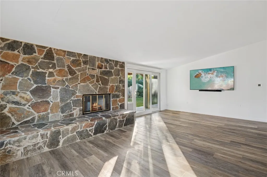 Additional image 46 of 305 Nassau Road, Costa Mesa, CA 92626