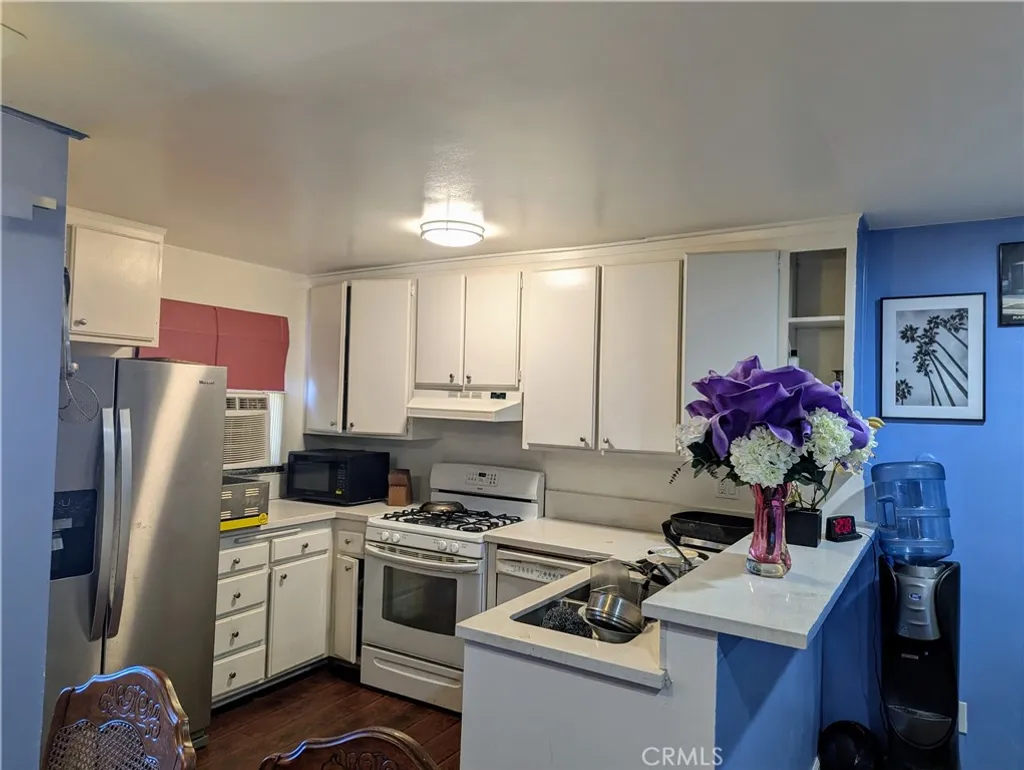 Additional image 14 of 18530 Hatteras St Unit 329, Tarzana, CA 91356