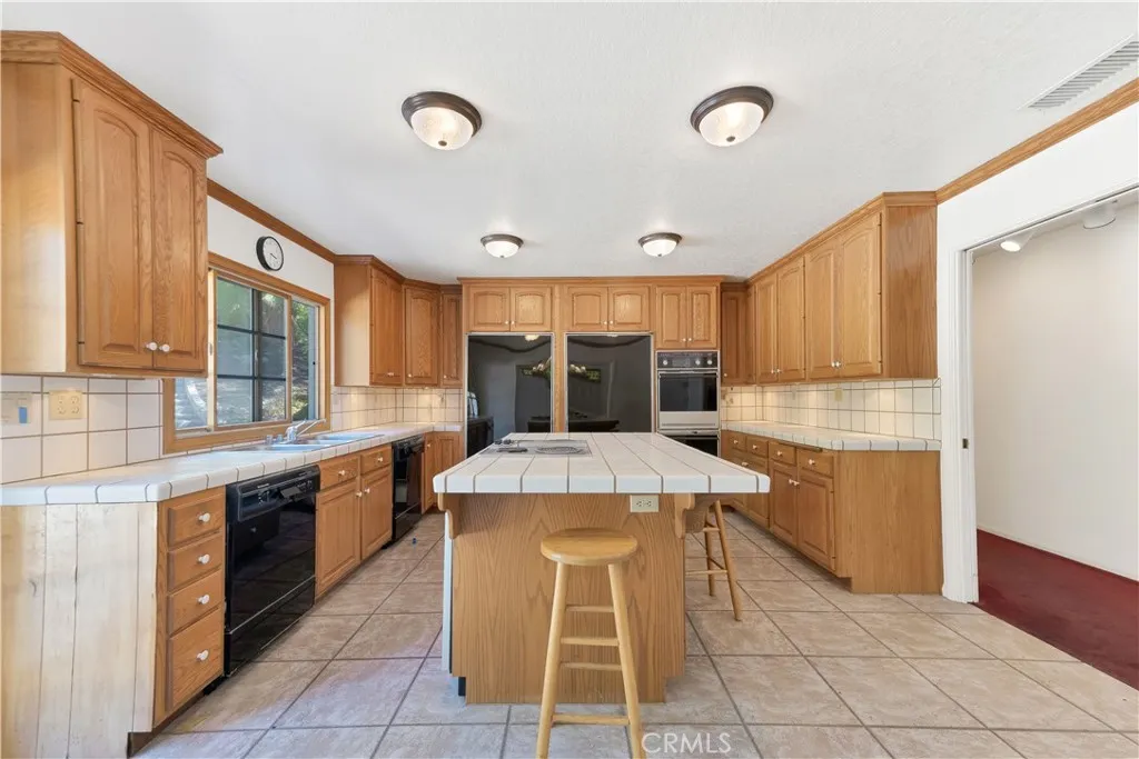 Additional image 48 of 20555 Dumont Street, Woodland Hills, CA 91364