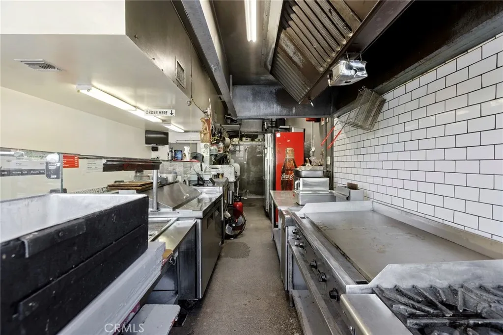 Additional image 14 of 21620 Roscoe Unit 21602-21604 Unit 21602-2160, Canoga Park, CA 91304