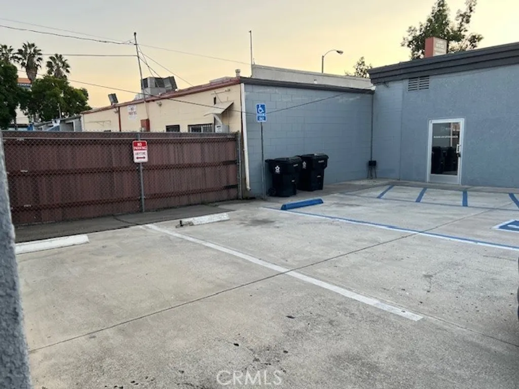 Additional image 17 of 504 S Harbor Blvd, Fullerton, CA 92832